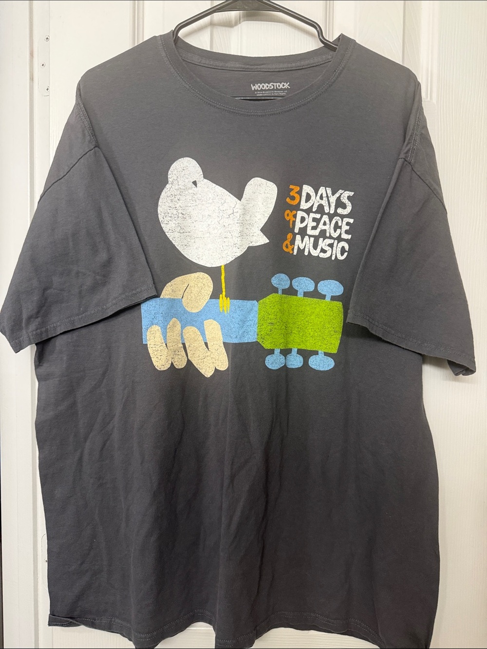 Woodstock '3 Days of Peace & Music' Graphic Tee - Charcoal 2XL (SKY0095)